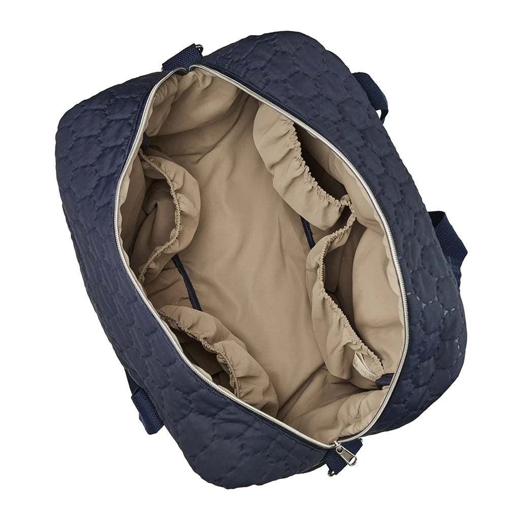 Geantă versatilă - pentru schimb, mămici și weekenduri