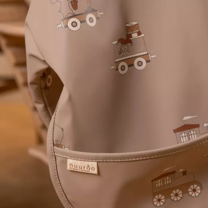 Bavetă cu mâneci lungi – Cream Carnival Train